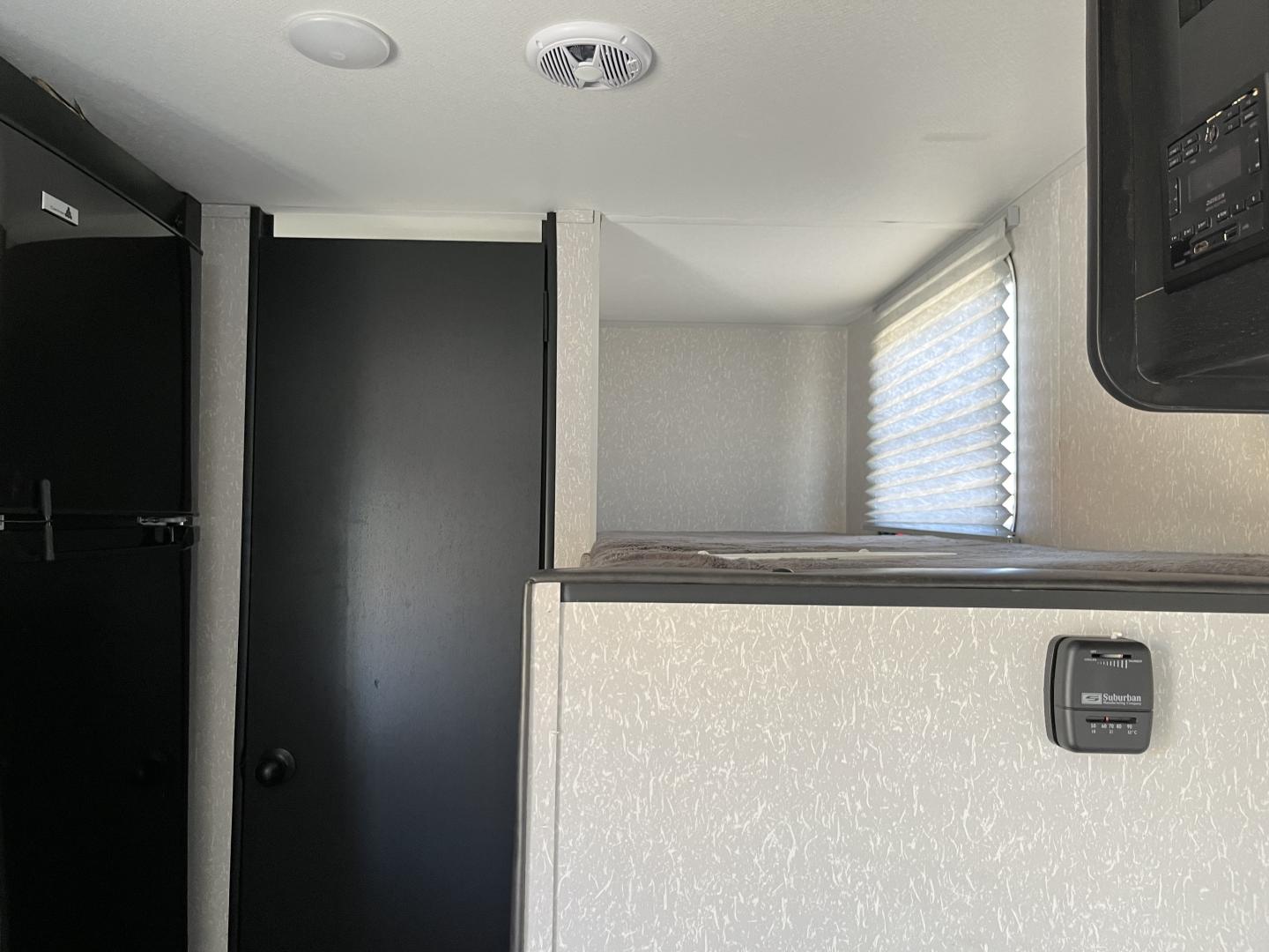 ./imagenes/INVOICE/2019/17446/CASA RODANTE  FOREST RIVER  WOLF PUP (46).JPG